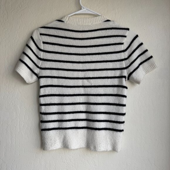 Abercrombie crewneck sweater tshirt - Picture 2 of 4